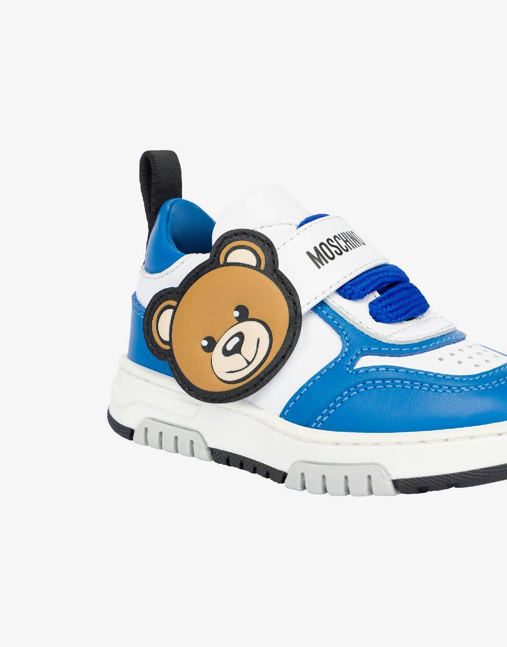 Love Moschino Sneakers in vitello Teddy Patch Offerta