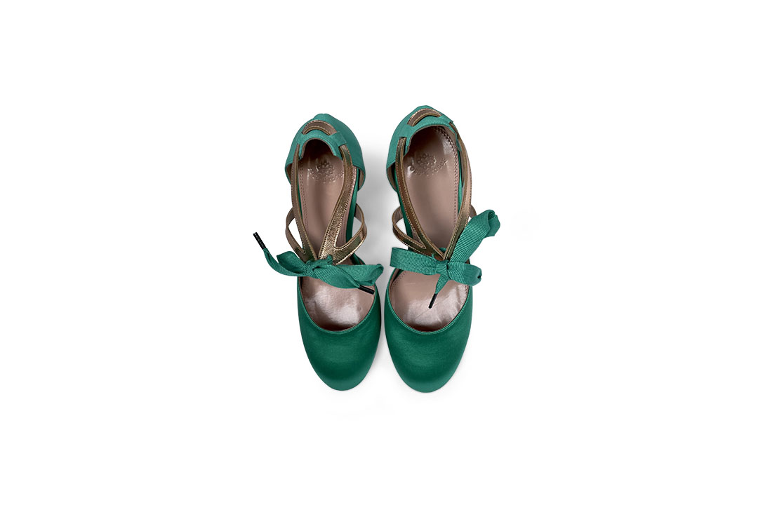 Rose'S Roses Carmen Emerald Saldi Di Fabbrica
