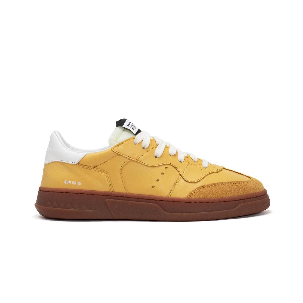 RUN OF George sneakers in pelle gialla con talloncino in pelle bianca Vendita Economica