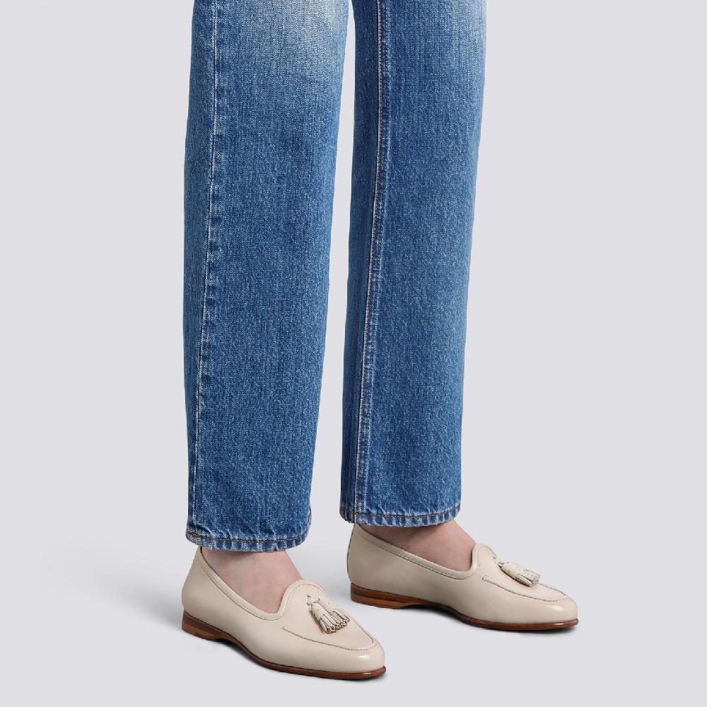 Santoni Mocassino Andrea con nappe da donna in pelle beige Promozione