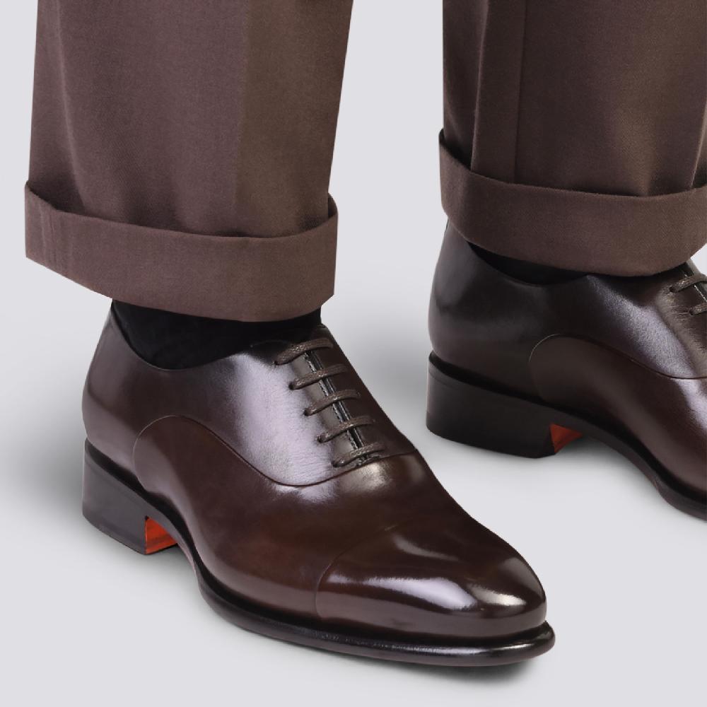 Santoni Stringata oxford da uomo in pelle anticata marrone 2025