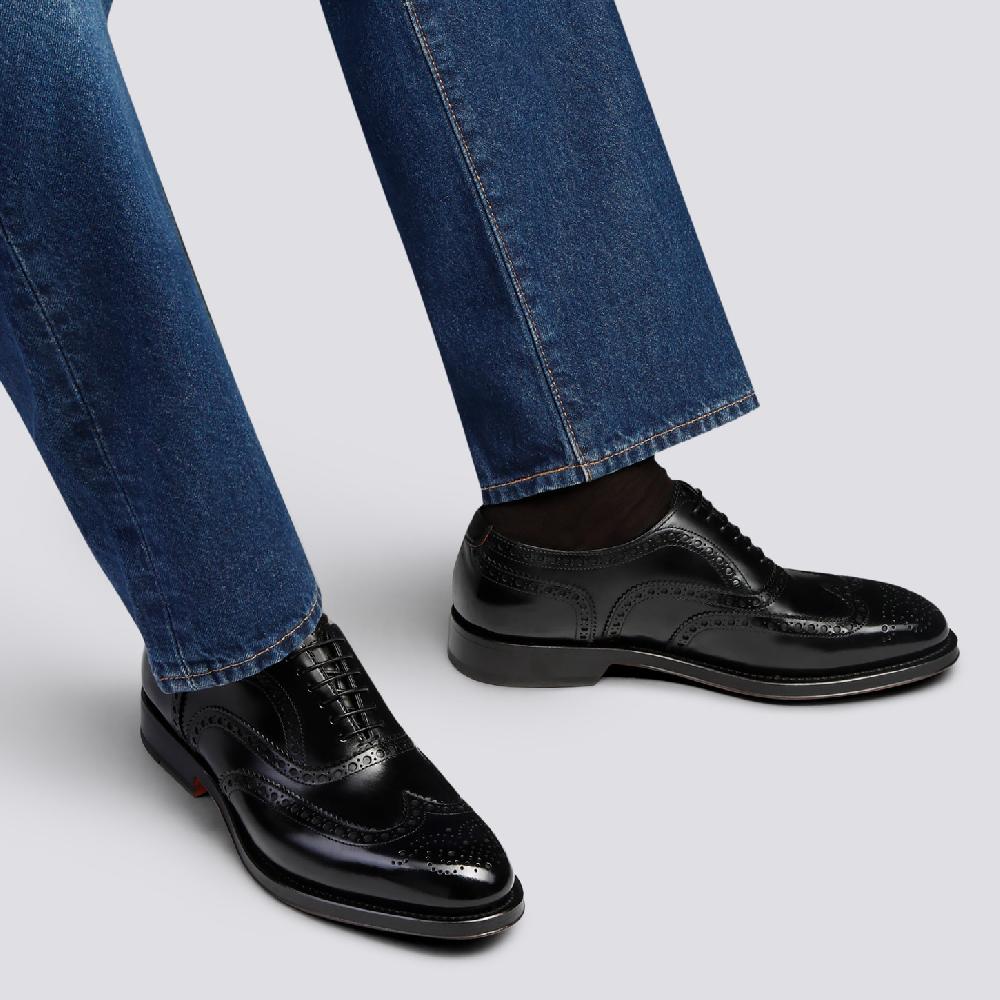 Santoni Stringata oxford brogue da uomo in pelle anticata nera Nuovo