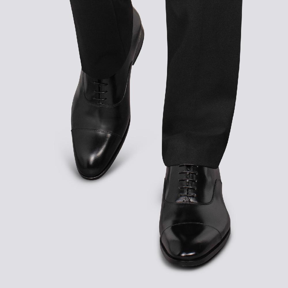 Santoni Stringata oxford da uomo in pelle anticata nera Vendita Calda