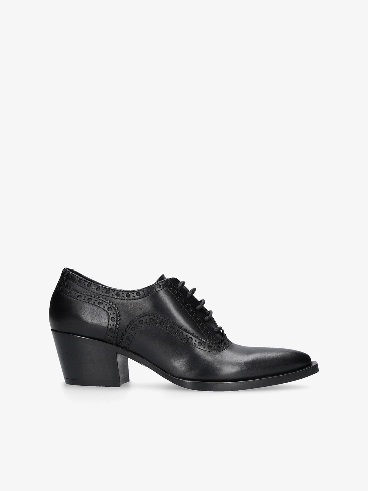 Strategia YORK SCARPA STRINGATA In Linea