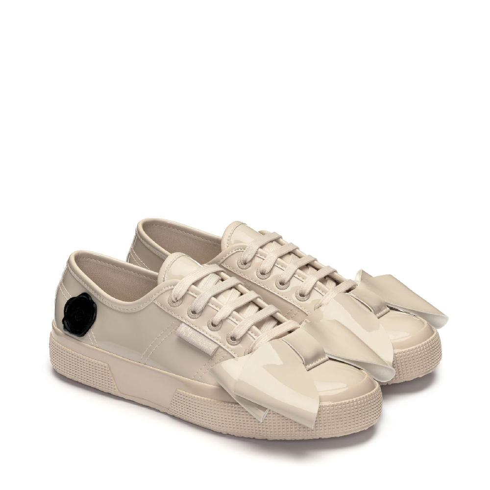 Superga 2750 VEGAN PATENT MATERIALBEIGE Nuova