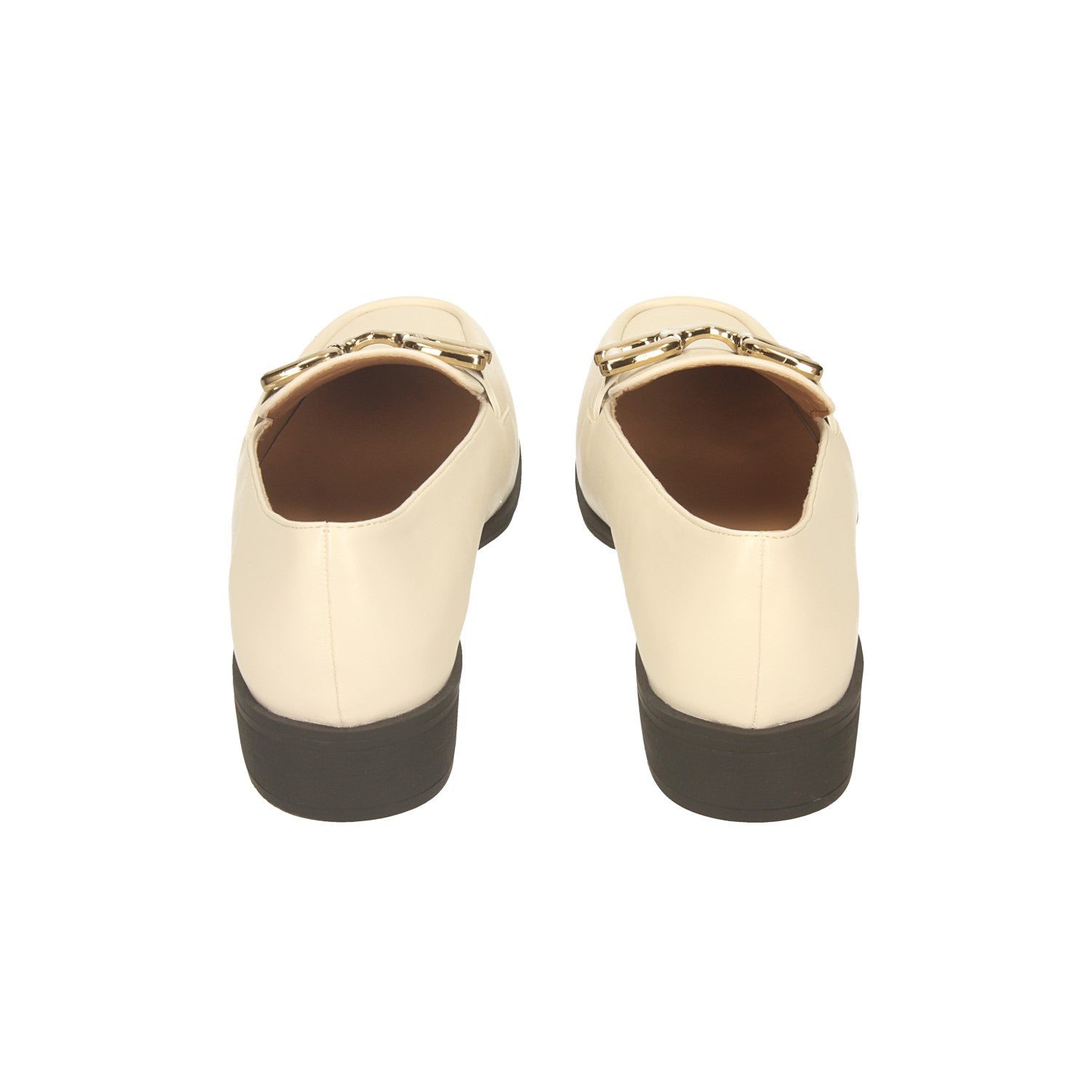Tata Italia Mocassini neri con fibbia dorata. Tacco alto 3cm Moda