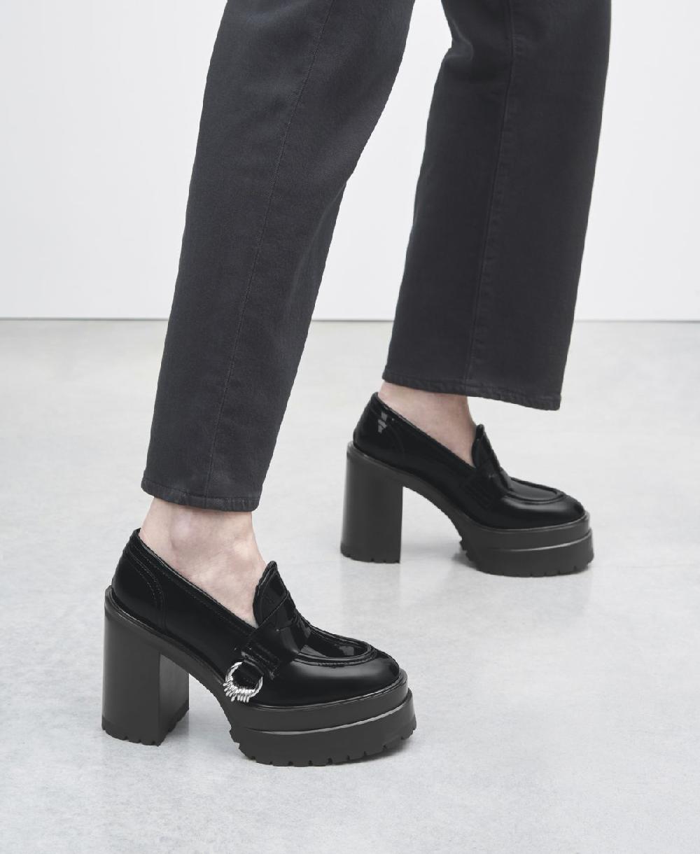 Agl Mocassino in vernice con tacco Nero Tasky Vendita Calda
