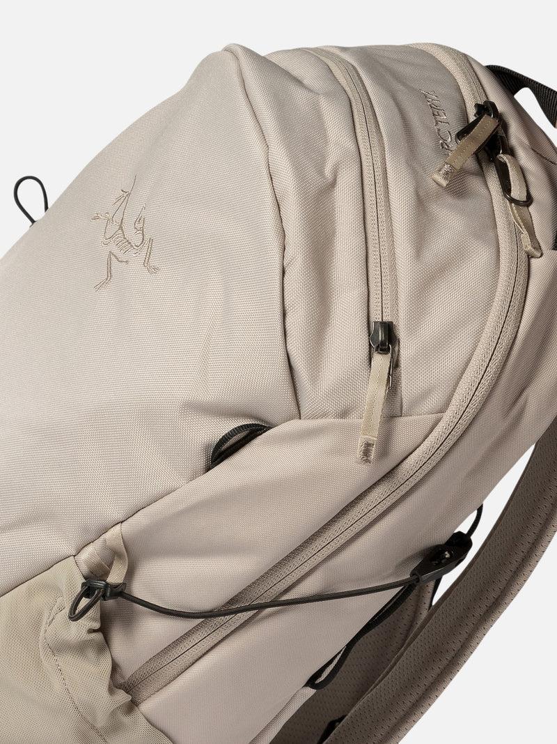 Vietti Arc'teryx Zaino "Mantis 16" 50% di sconto con spedizione gratuita