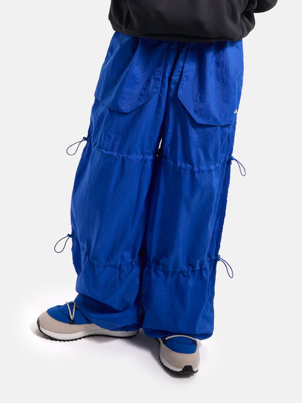 Moon Boot Pantaloni Parachute blu adidas x Moon Boot Promozione Limitata