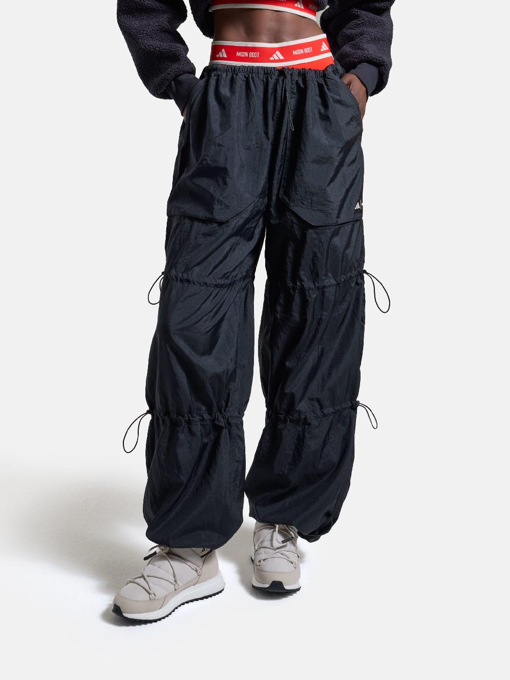 Moon Boot Pantaloni Parachute neri adidas x Moon Boot Qualità